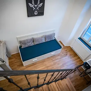  Apartamento Rhino